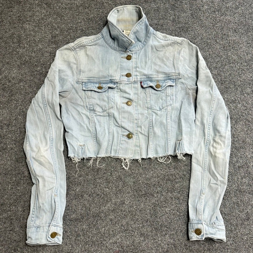 Levi's Denim Jacket Womens Size M Light Wash Cropped Raw Hem Trucker Stained